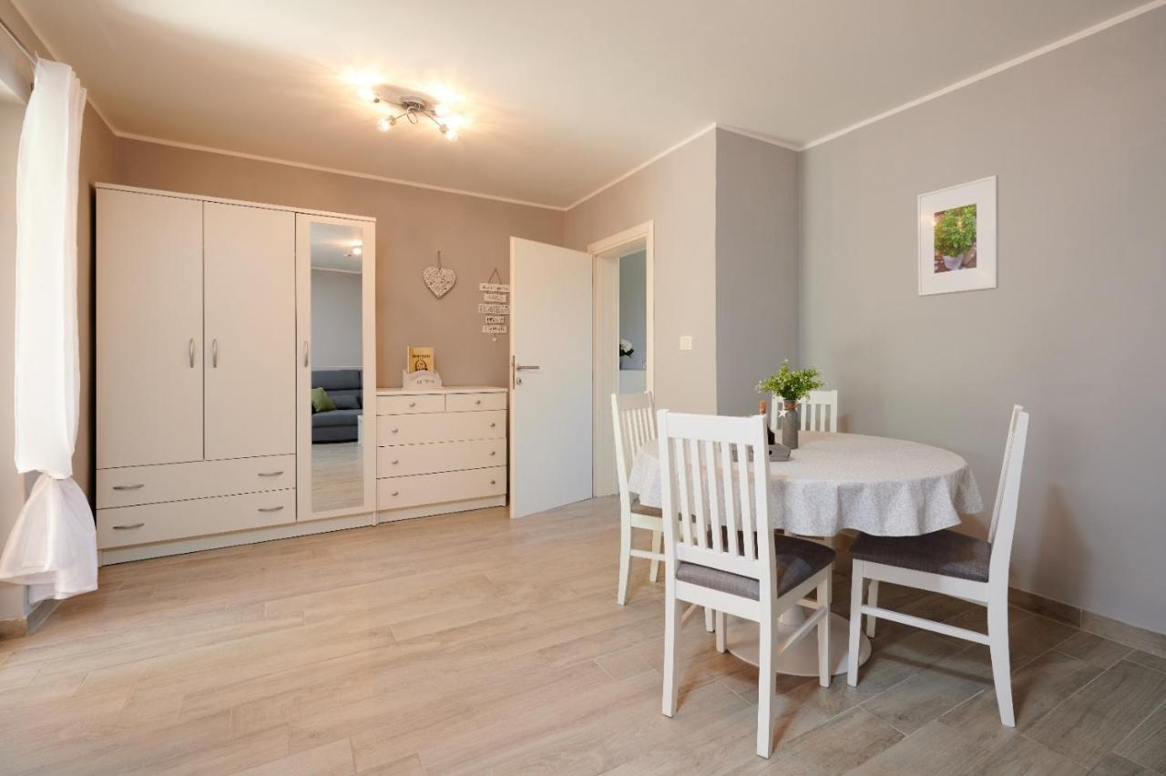 Apartmani Oaza Trogir Exterior photo