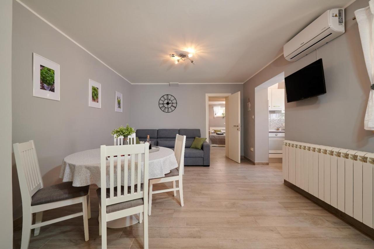 Apartmani Oaza Trogir Exterior photo