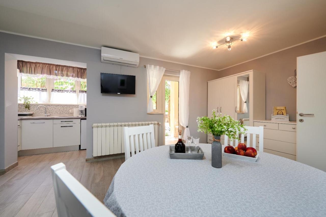 Apartmani Oaza Trogir Exterior photo