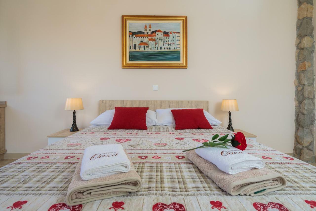 Apartmani Oaza Trogir Exterior photo