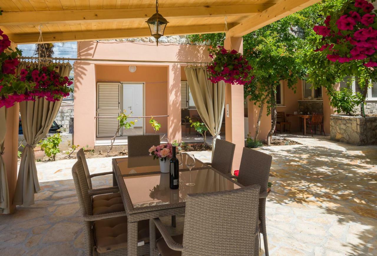 Apartmani Oaza Trogir Exterior photo