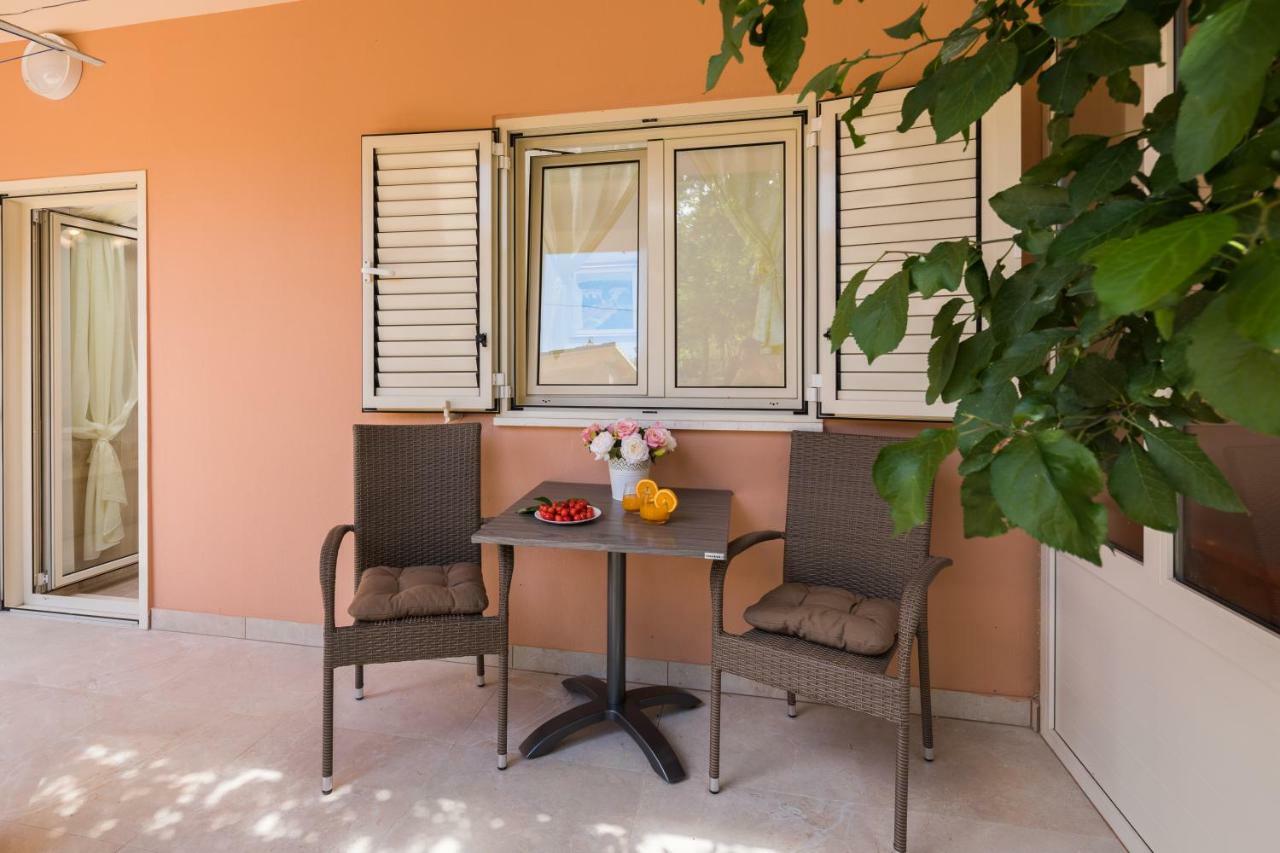 Apartmani Oaza Trogir Exterior photo